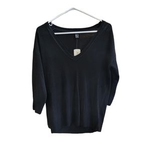 FOREVER 21 Black V Neck Top